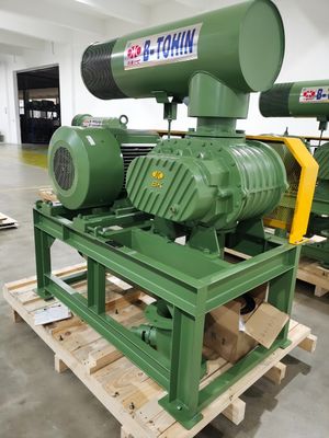 1500 دورة في الدقيقة Tri Lobe Roots Blower 80Kpa ارتفاع ضغط لتربية الأحياء المائية